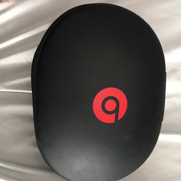 Dre Beats Studio Headphones 2nd Generation - Picture 7 of 8